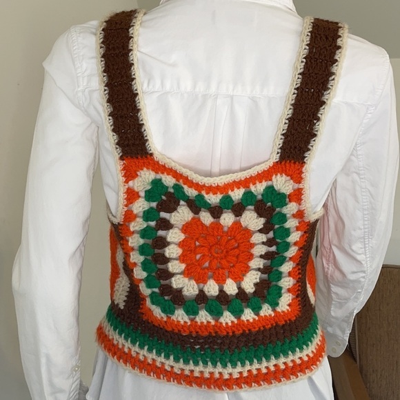 🎉HPx2🎉 Hand knit Fall Vest - Picture 10 of 14